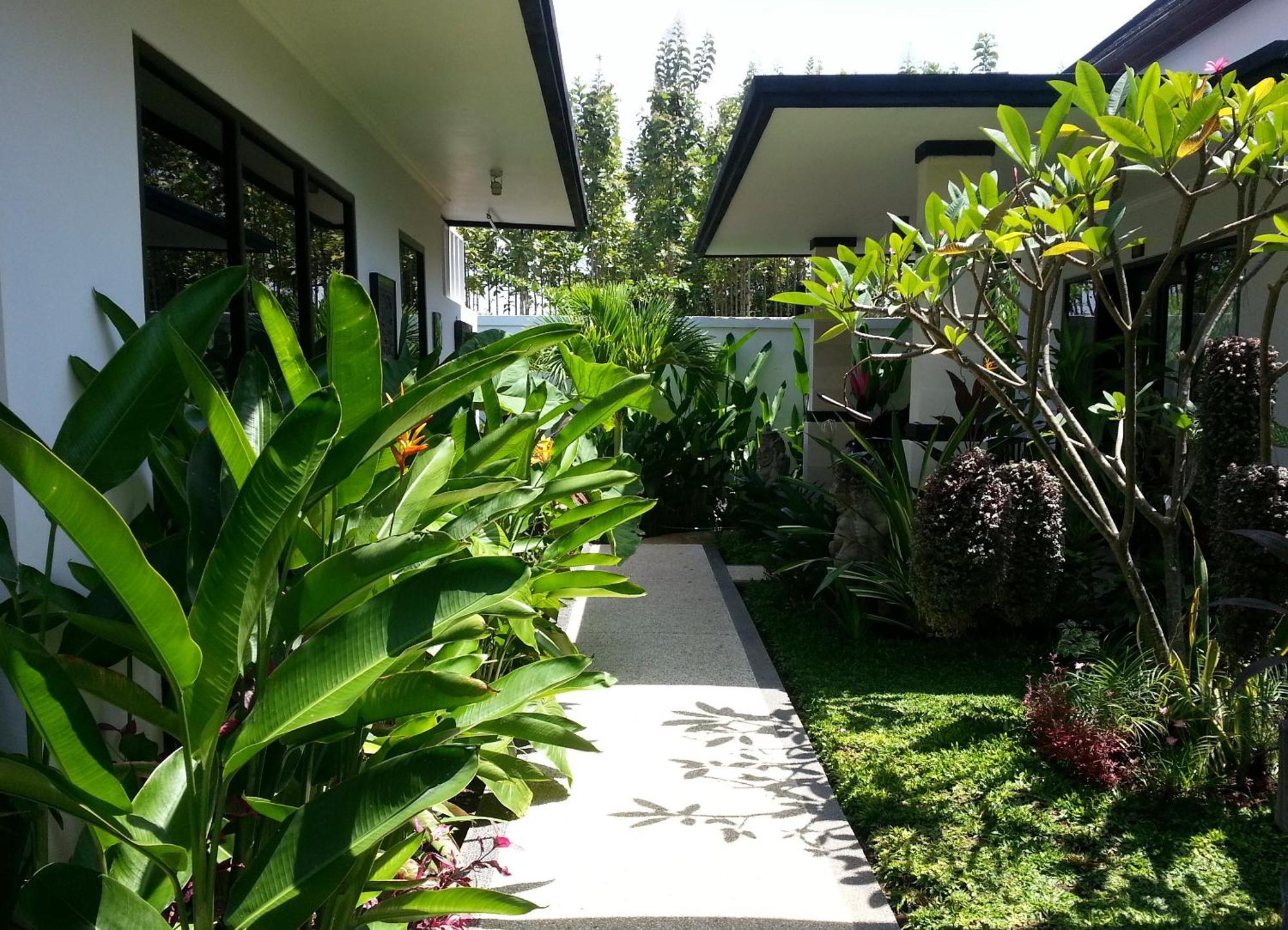 Kelapa Lovina Beach Villa Exterior foto