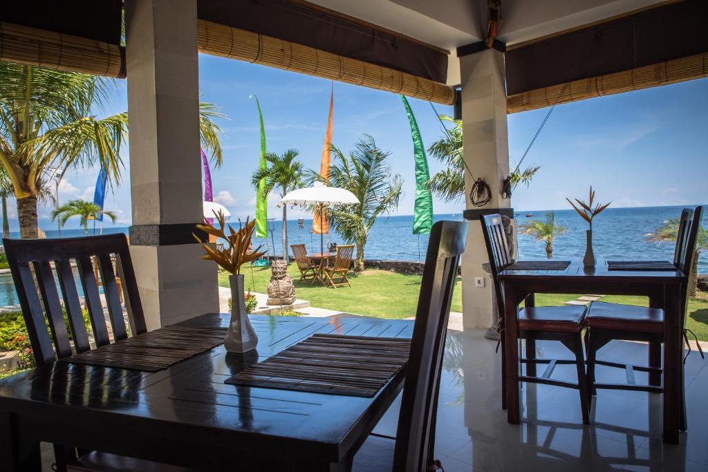Kelapa Lovina Beach Villa Exterior foto